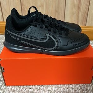 Kids Nike Sneakers Size 2